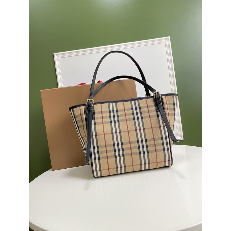 B**rry shopping bags